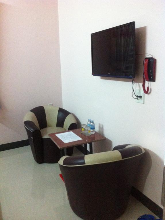 Ban Mai Hotel 66 Phan Thiết Buitenkant foto