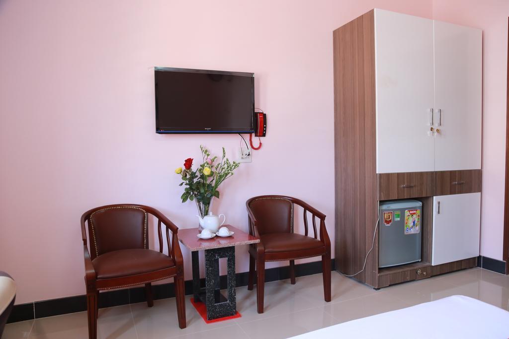 Ban Mai Hotel 66 Phan Thiết Buitenkant foto