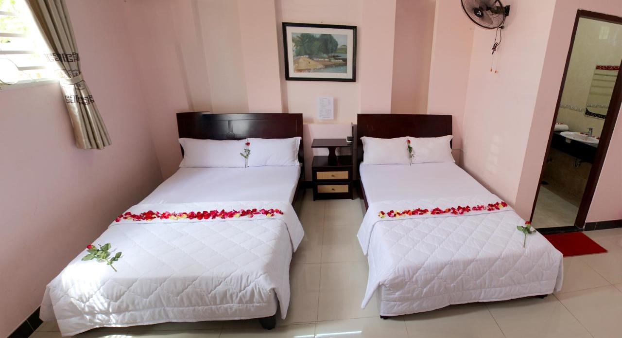 Ban Mai Hotel 66 Phan Thiết Buitenkant foto
